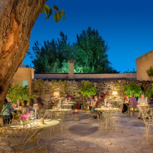 romantic dinner near taormina