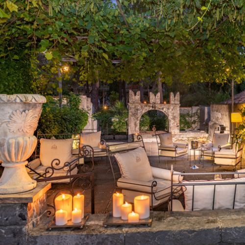 romantic dinner near taormina